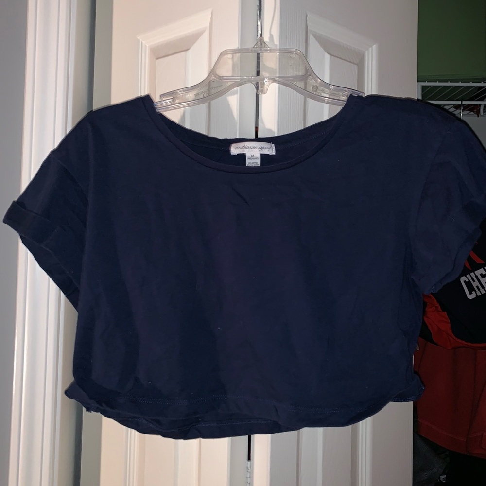 Navy loose fitting crop top.